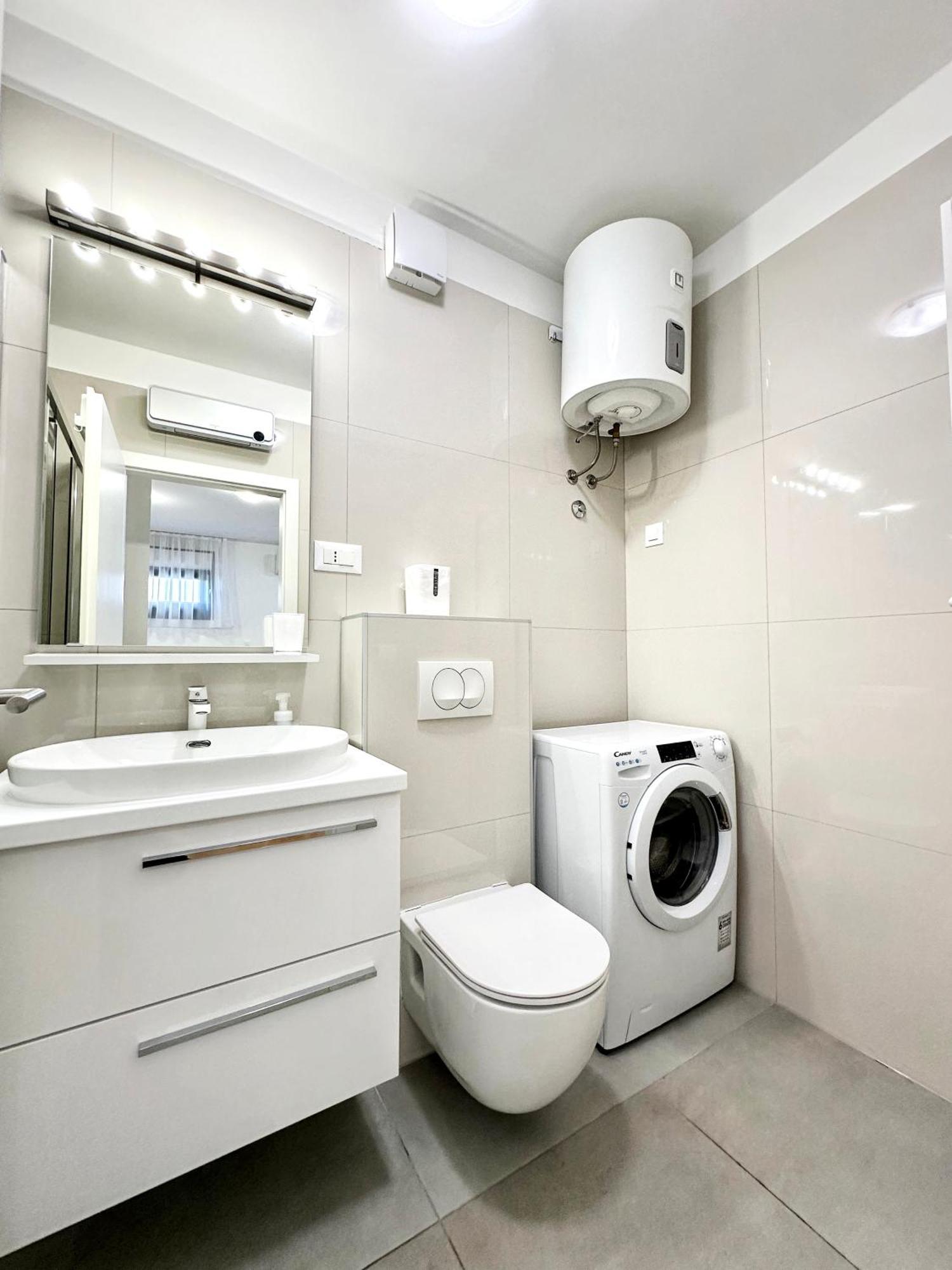 Apartament S'Akvarel 1 & 5 - Private Garage Split Zewnętrze zdjęcie