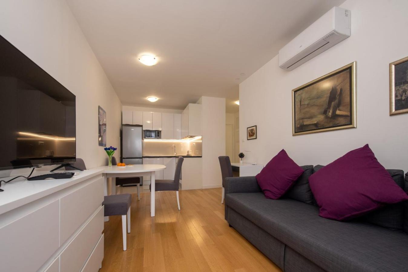 Apartament S'Akvarel 1 & 5 - Private Garage Split Zewnętrze zdjęcie